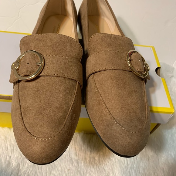 Liz Claiborne camel color suede slip on loafers size 7.5 - Picture 5 of 7